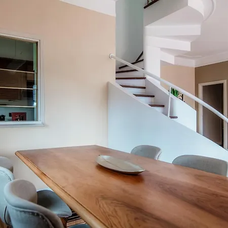 Apartment Joivy Sofia Como