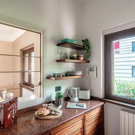 Joivy Sofia Apartment Como